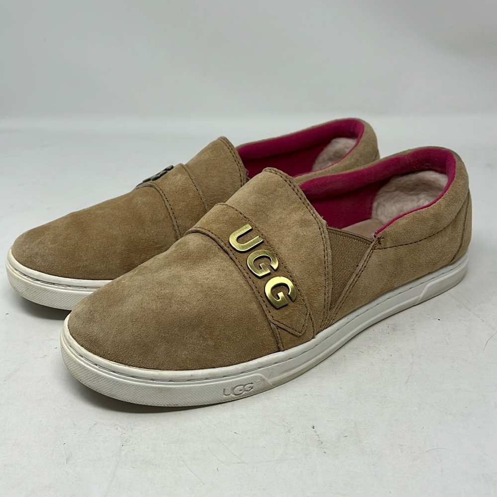 UGG Kitlyn Logo Charm Suede Chestnut Brown Sneakers Slip On Women’s size 7